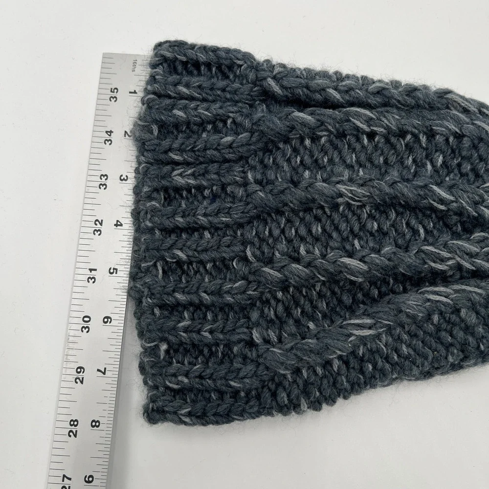 Adidas Toronto Maple Leafs Knit Pom Beanie Hat Gray NHL‎ Hockey